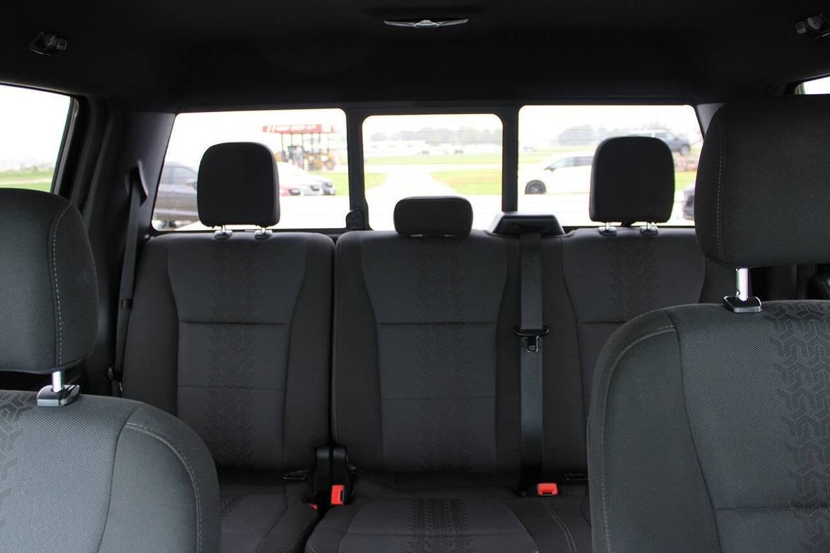 Used 2018 Ford F150 XLT w/ Equipment Group 302A Luxury AWD/4WD image 16