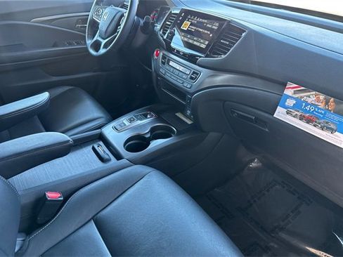 Certified 2022 Honda Pilot Special Edition image 21