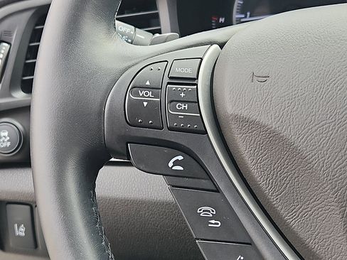 Certified 2017 Acura ILX w/ Premium Package image 22