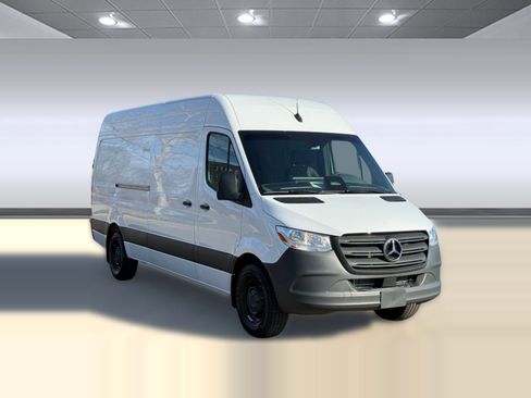 New 2025 Mercedes-Benz Sprinter 2500 image 5