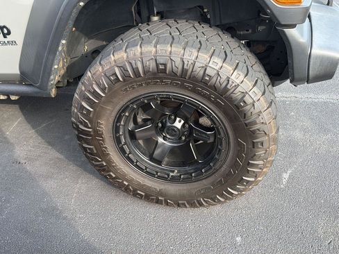 Used 2021 Jeep Wrangler Unlimited Sport AWD/4WD image 7