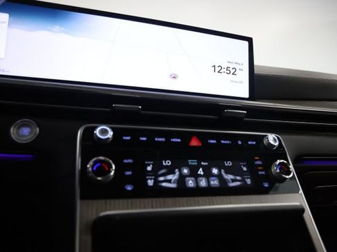 Used 2025 Genesis GV80 3.5T Prestige AWD/4WD image 26