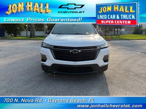 Used 2022 Chevrolet Traverse LS w/ Midnight/Sport Edition FWD image 15