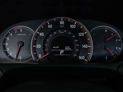 Used 2016 Honda Accord Sport image 19