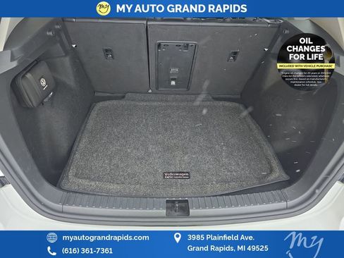 Used 2022 Volkswagen Taos SE image 33