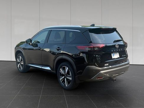 Used 2023 Nissan Rogue SL w/ SL Premium Package AWD/4WD image 3
