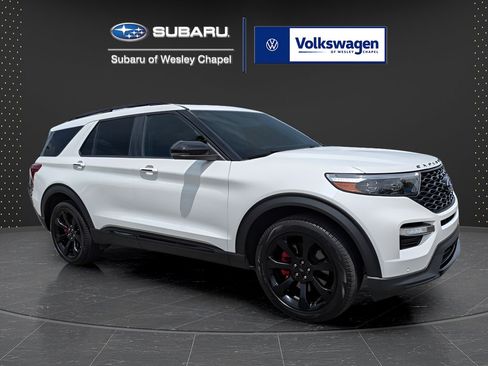 Used 2024 Ford Explorer ST w/ Equipment Group 401A AWD/4WD image 2