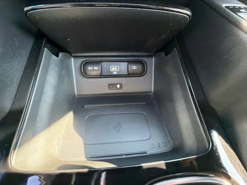 Used 2022 Kia Telluride EX w/ EX Premium Package AWD/4WD image 32