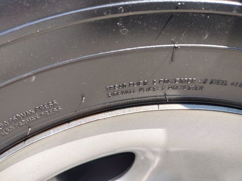 Used 2019 Chevrolet Express 3500 Extended w/ Driver Convenience Package image 24