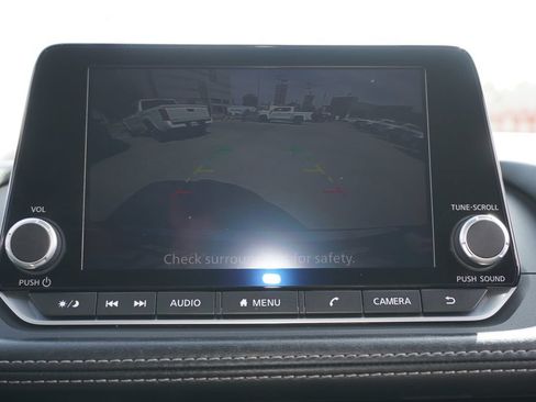 Used 2023 Nissan Rogue S FWD image 15