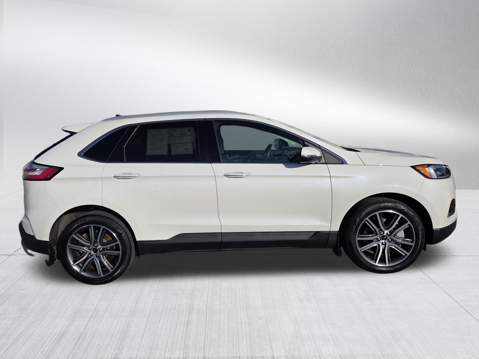 Certified 2024 Ford Edge Titanium w/ Equipment Group 301A AWD/4WD image 8