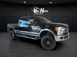 Used 2017 Ford F250 Lariat w/ Lariat Ultimate Package AWD/4WD video 1