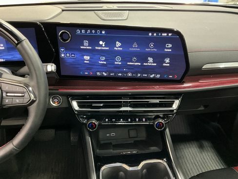 Used 2024 Chevrolet Traverse RS w/ LPO, Floor Liner Package image 8