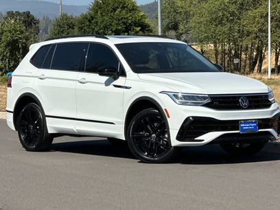 Used 2022 Volkswagen Tiguan SE R-Line