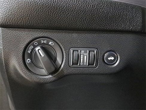 Used 2023 Dodge Challenger GT image 21