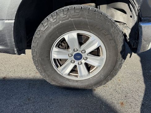 Used 2016 Ford F150 XLT image 13