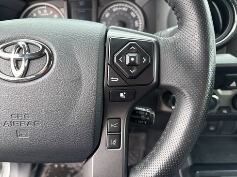 Used 2019 Toyota Tacoma TRD Off-Road image 21