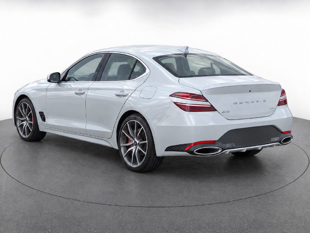 Used 2025 Genesis G70 2.5T AWD/4WD image 3