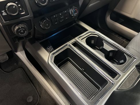 Used 2020 Ford F150 XLT w/ Equipment Group 302A Luxury image 30