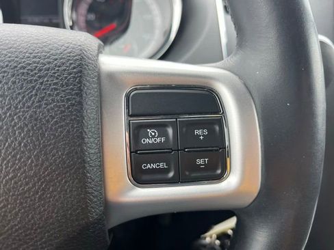 Used 2019 Dodge Grand Caravan GT image 18