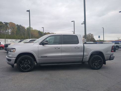 Used 2022 RAM 1500 Laramie AWD/4WD image 8