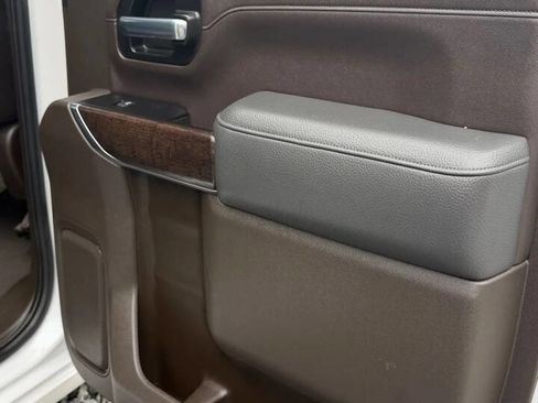 Used 2020 GMC Sierra 3500 Denali image 22