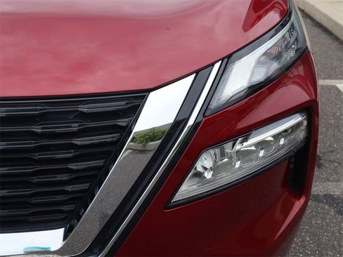 Certified 2022 Nissan Rogue SV w/ SV Premium Package image 23