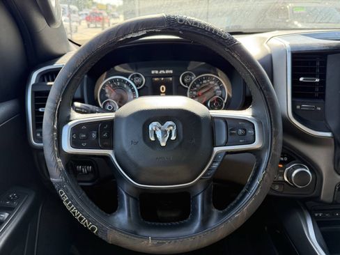 Used 2019 RAM 1500 Big Horn AWD/4WD image 15