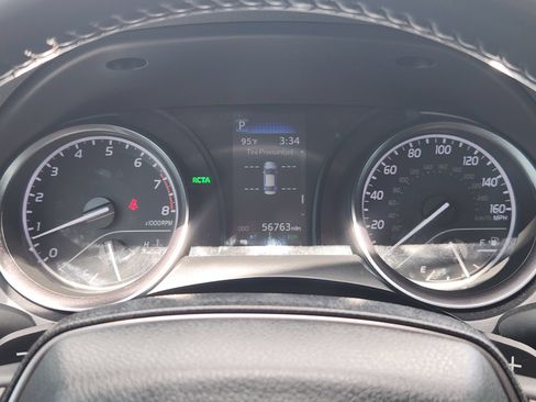 Used 2023 Toyota Camry SE w/ Convenience Package FWD image 19