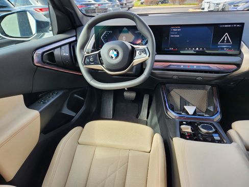 Used 2025 BMW X3 xDrive30i w/ Premium Package image 13