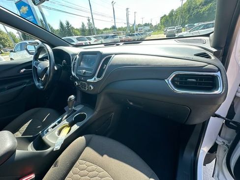 Used 2018 Chevrolet Equinox LT FWD image 30