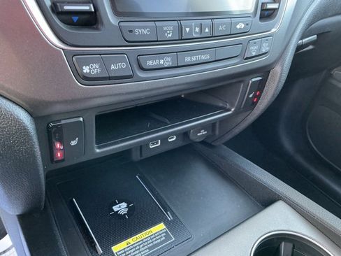 Used 2024 Honda Passport EX-L image 24