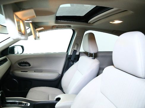 Used 2018 Honda HR-V EX image 20