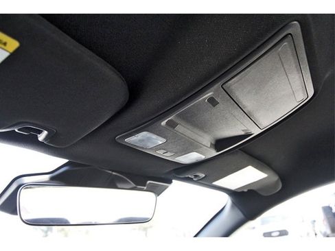 Used 2025 Ford Mustang Coupe image 21