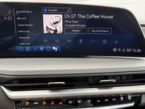 Certified 2025 Cadillac XT4 Premium Luxury w/ Technology Package image 31