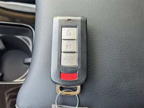 New 2025 Mitsubishi Eclipse Cross SE image 30