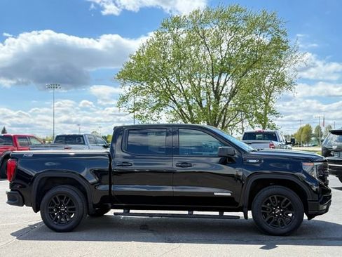 Used 2022 GMC Sierra 1500 Elevation w/ LPO, Elevation Black Package AWD/4WD image 35