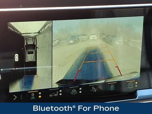 Used 2025 Chevrolet Silverado 3500 High Country AWD/4WD image 14