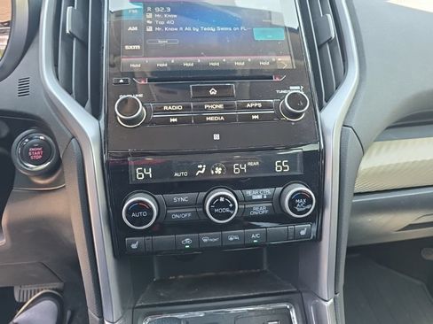 Used 2019 Subaru Ascent Premium AWD/4WD image 19