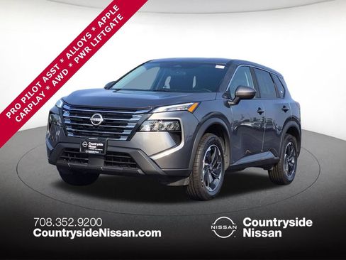 Used 2025 Nissan Rogue SV AWD/4WD image 1
