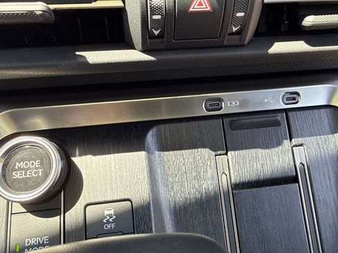 Used 2026 Lexus GX 550 w/ Accessory Package (31) AWD/4WD image 27