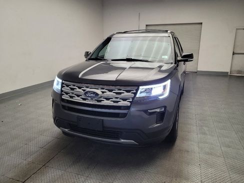 Used 2018 Ford Explorer XLT w/ Equipment Group 201A FWD image 15
