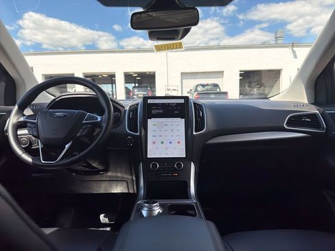 Used 2023 Ford Edge SEL w/ Convenience Package AWD/4WD image 18
