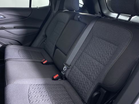 Certified 2024 Chevrolet Equinox LT FWD image 24