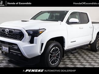 Used 2024 Toyota Tacoma TRD Sport video 1