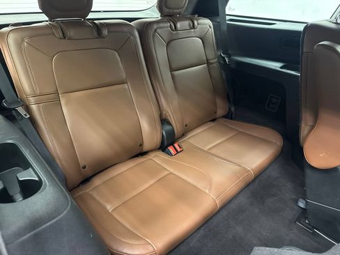 Used 2022 Lincoln Aviator Reserve w/ Elements Package Plus RWD image 25