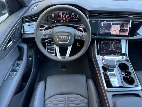 New 2026 Audi RS Q8 performance image 11