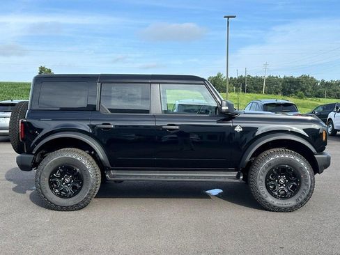 New 2025 Ford Bronco Outer Banks w/ Sasquatch Package image 2