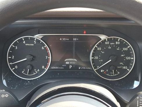 Certified 2021 Nissan Rogue SV image 52