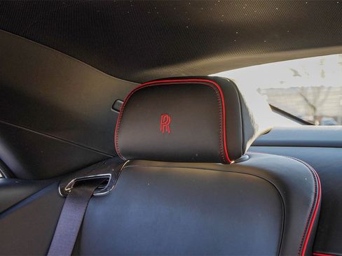 New 2026 Rolls-Royce Spectre image 40